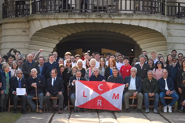 Julio Zamora acompa&ntilde;&oacute; el 150&deg; aniversario del Club de Regatas La Marina