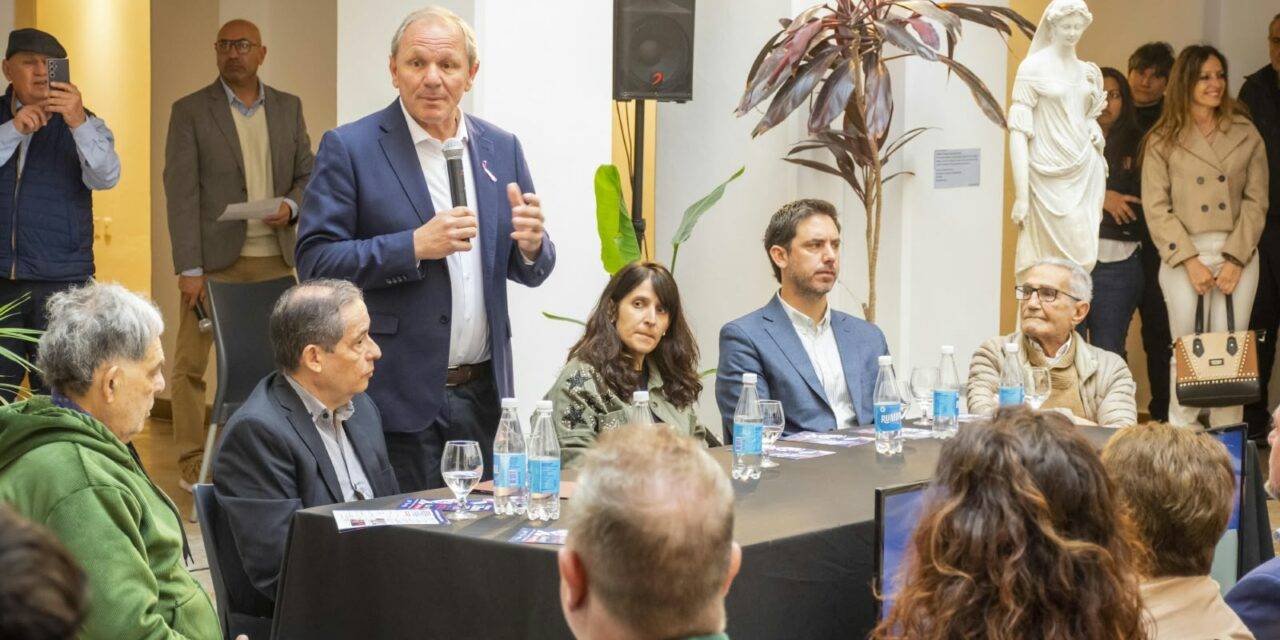 De Rivas encabez&oacute; la presentaci&oacute;n de la 22&ordf; edici&oacute;n de la Feria del Libro Juan Filloy: &laquo;Leer es un acto po&eacute;tico&raquo;