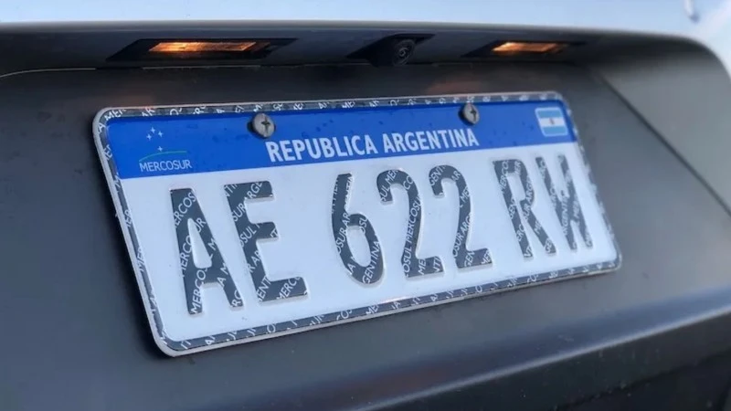Aumentan los costos para patentar y transferir autos y motos: el Gobierno actualiz&oacute; la tabla de valuaciones