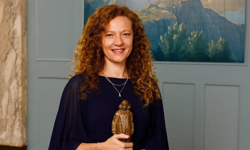 La bahiense Amina Helmi recibi&oacute; el &laquo;Nobel&raquo; de Astrof&iacute;sica por reconstruir la historia de la V&iacute;a L&aacute;ctea