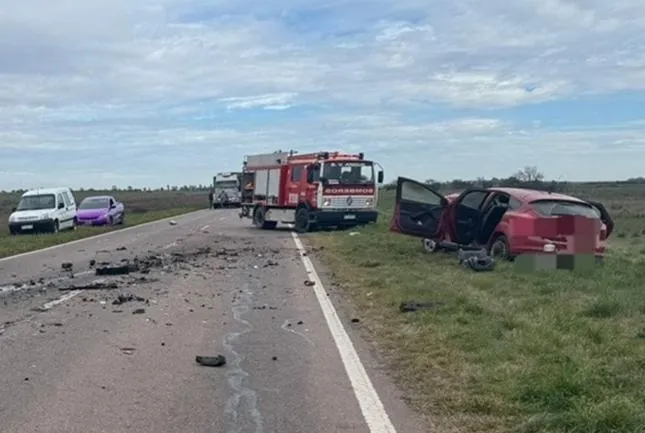 Un muerto y un herido grave por un choque frontal en la Ruta Nacional 5