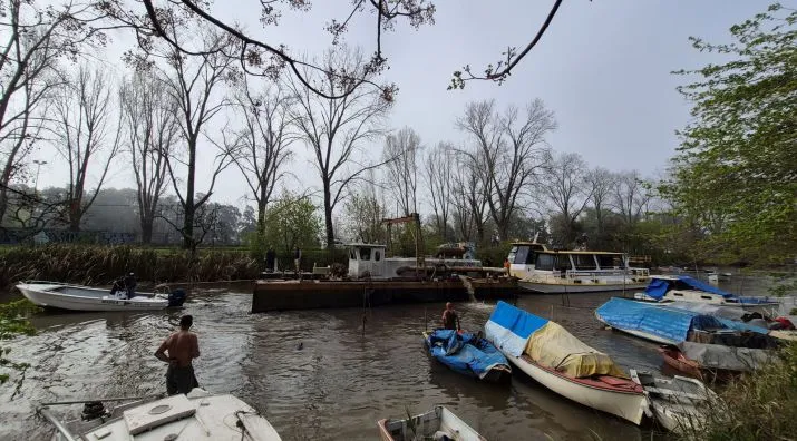 San Isidro retir&oacute; una draga varada desde 2016 y avanza en la reconexi&oacute;n con la costa