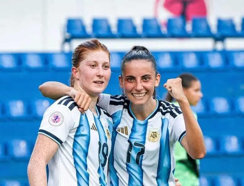 NOTICIAS PILAR: ANNIKA PAZ VOLVIO A BRILLAR EN LA GOLEADA DE LA SELECCION SUB 20