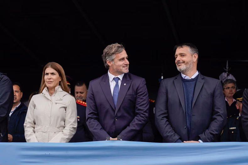 NOTICIAS PILAR: DESFILES DE LAS PATRONALES 