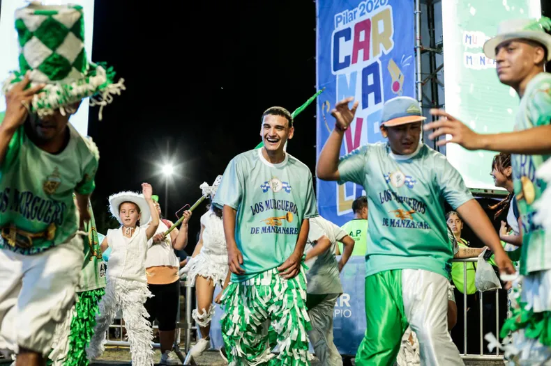 NOTICIAS PILAR:SE CELEBRO EL SEGUNDO DIA DE CARNAVAL