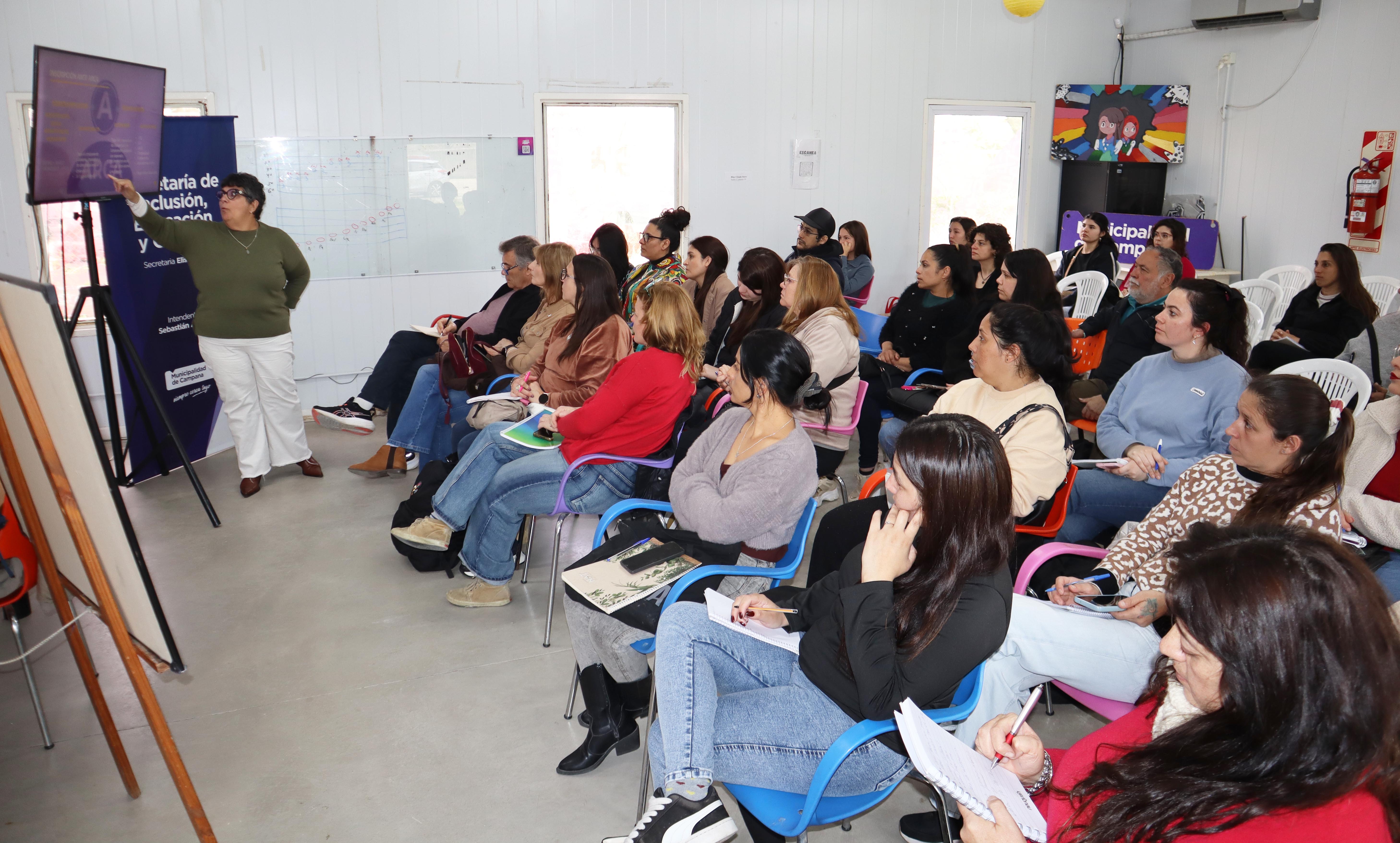 NOTICIAS CAMPANA: CON GRAN PARTICIPACION, SE REALIZO UN TALLER DE MONOTRIBUTO PARA EMPRENDEDORES