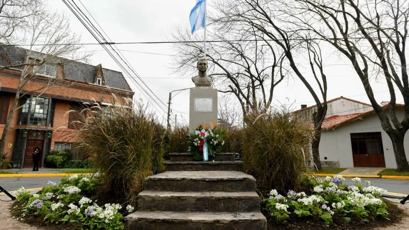 Vicente L&oacute;pez conmemor&oacute; el Paso a la Inmortalidad de Jos&eacute; de San Mart&iacute;n con un acto homenaje en Olivos