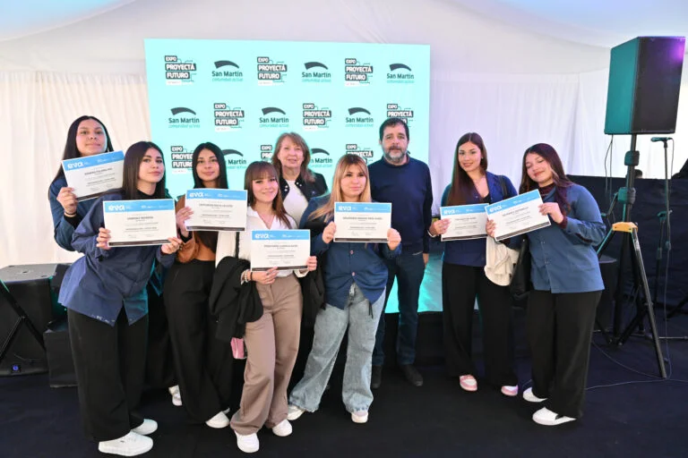 M&aacute;s de 1.500 estudiantes pasaron por la Expo Proyect&aacute; Futuro de San Mart&iacute;n