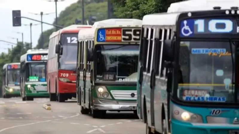 Nuevo golpe al bolsillo: el transporte p&uacute;blico en el AMBA vuelve a subir en septiembre