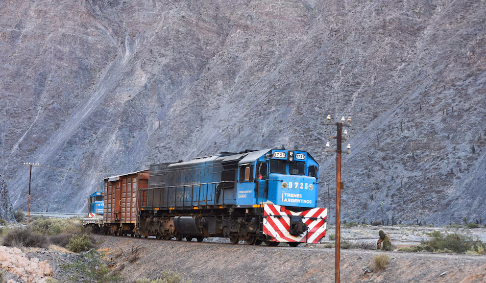 Belgrano Cargas: el c&iacute;rculo vicioso que promete romper el Gobierno, la comparaci&oacute;n con Chile y otras claves de la privatizaci&oacute;n