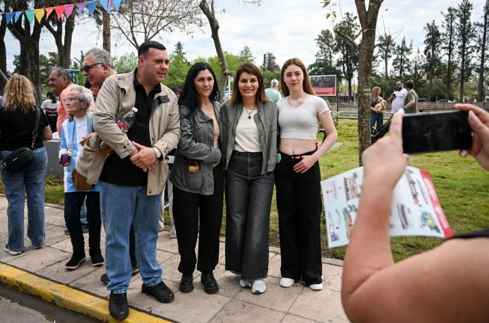 Los vecinos ya disfrutan la Plaza Ciudad del Delta: el Municipio de Tigre inaugur&oacute; el espacio p&uacute;blico N&deg; 107 en Dique Luj&aacute;n