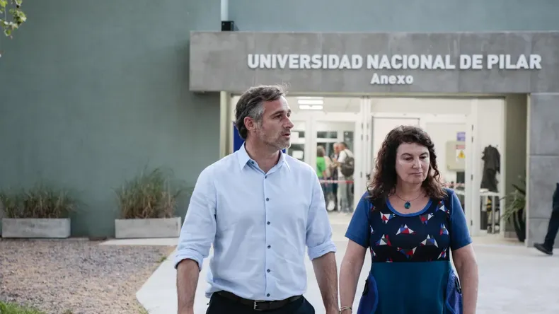 NOTICIAS PILAR: PILAR ANALIZA EL PRESENTE Y FUTURO DE LA ESUCACION.