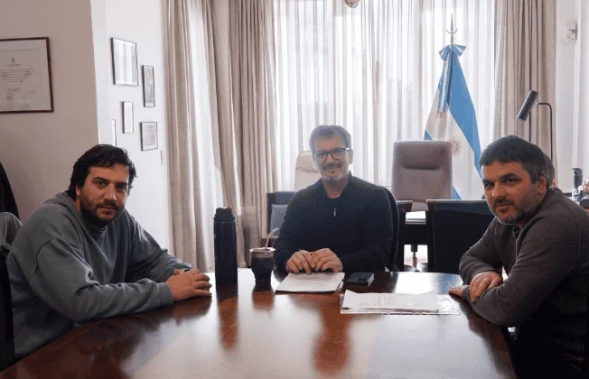 Sebasti&aacute;n Galmarini present&oacute; un proyecto para frenar la derogaci&oacute;n del Estatuto del Periodista y actualizarlo