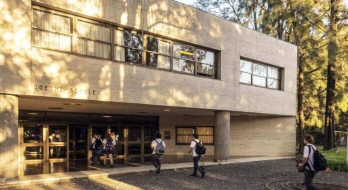 Familias del Goethe-Schule se movilizaron en San Isidro en medio de una crisis por despidos y renuncias