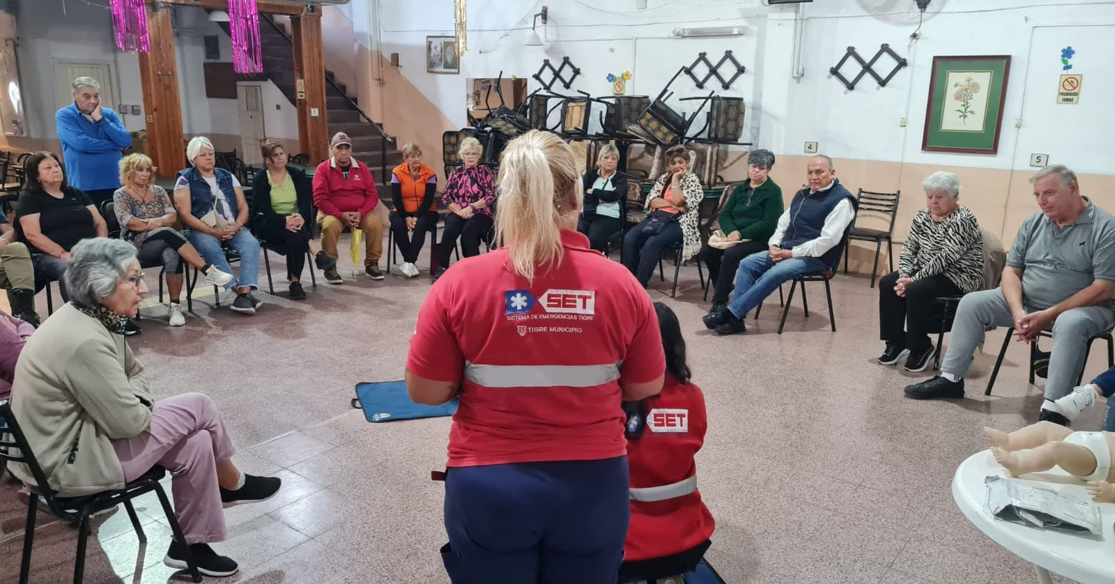 NOTICIAS  TIGRE: EL MUNICIPIO DE TIGRE REALIZO CAPACITACIONES DE RCP PARA ADULTOS MAYORES EN RINCON DE MILBERG Y DON TORCUATO