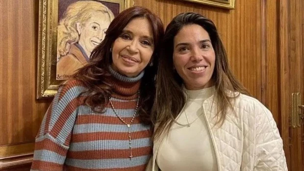 Una sindicalista de la UOM y referente de La C&aacute;mpora compr&oacute; el departamento debajo del de Cristina