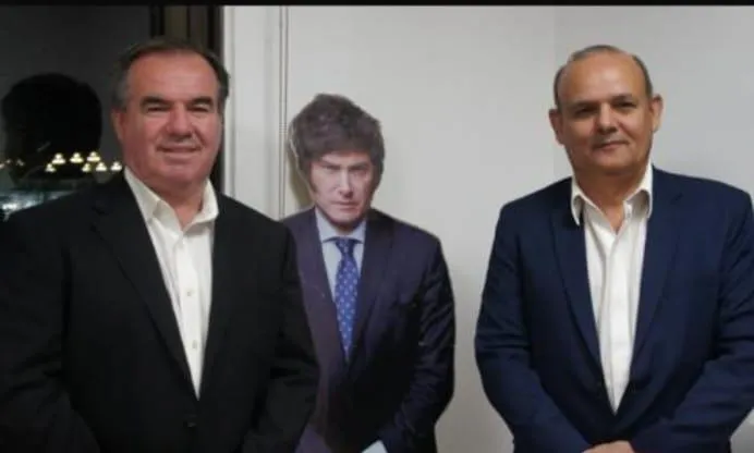 NOTICIAS TIGRE: CUANDO TIGRE SE UNIO POR LAS MALVINAS SON Y SERAN ARGENTINA