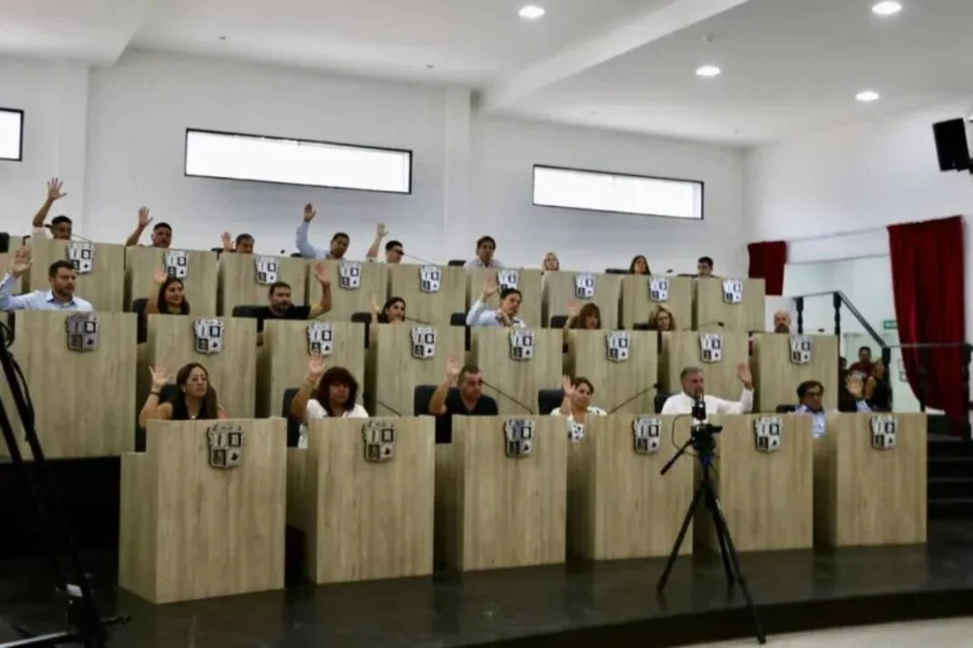 Pilar aprob&oacute; una&rdquo;ficha limpia&rdquo;contra el lavado en las inversiones: los libertarios votaron en contra