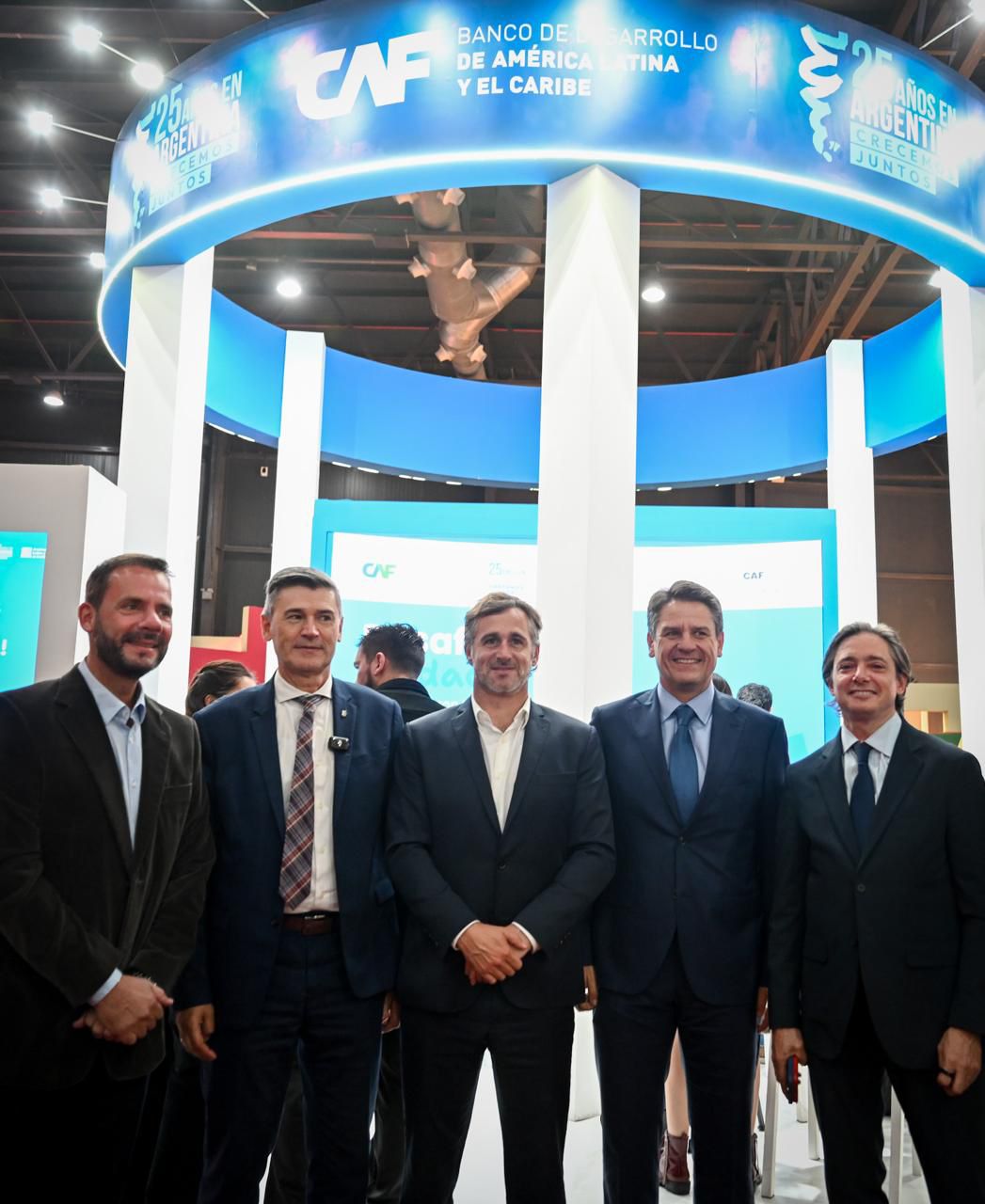 NOTICIAS PILAR: ACHAVAL PARTICIPO DE UN PANEL SOBRE INTELIGENCIA ARTIFICIAL EN LA FERIA DEL LIBRO